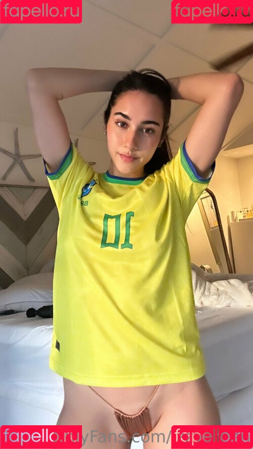 Izzy G Onlyfans Photo Gallery 