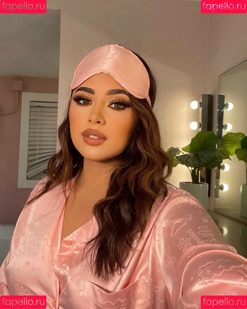 Jasmine Villegas Onlyfans Photo Gallery 