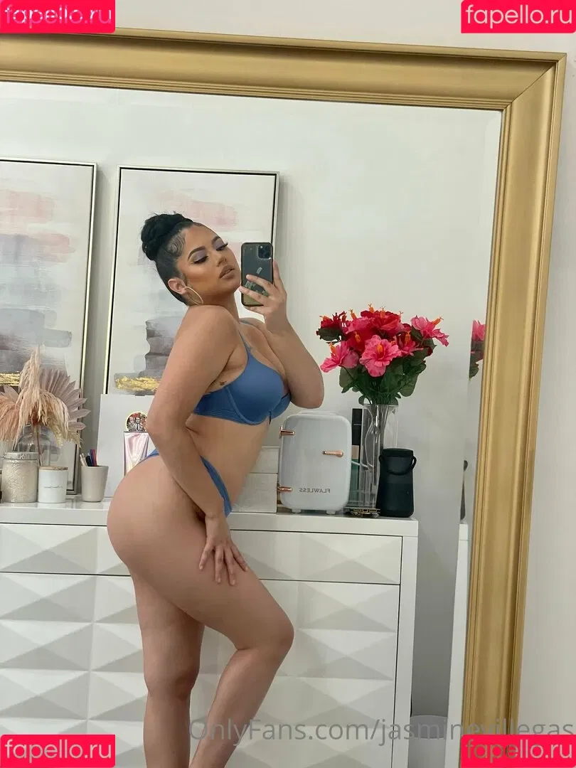 Jasmine Villegas Onlyfans Photo Gallery 