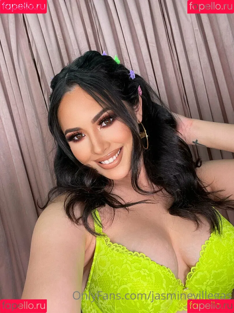 Jasmine Villegas Onlyfans Photo Gallery 