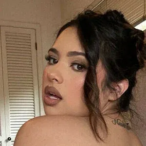 Jasmine Villegas Onlyfans Photo Gallery 