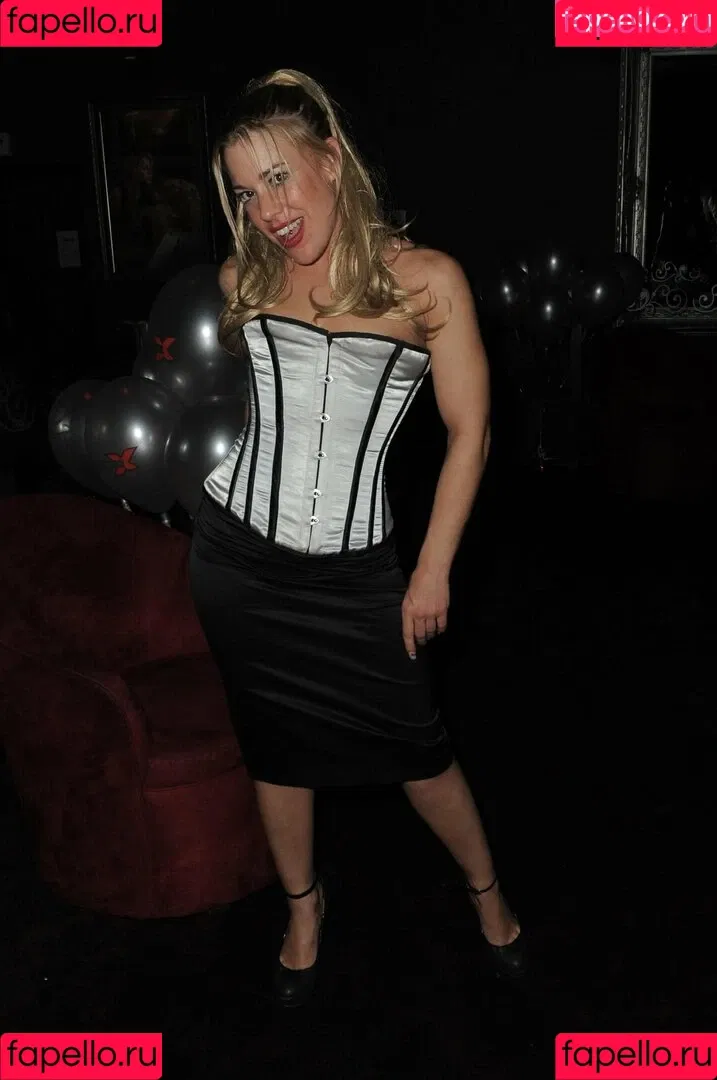 UK Adult Industry Parties Onlyfans Photo Gallery 