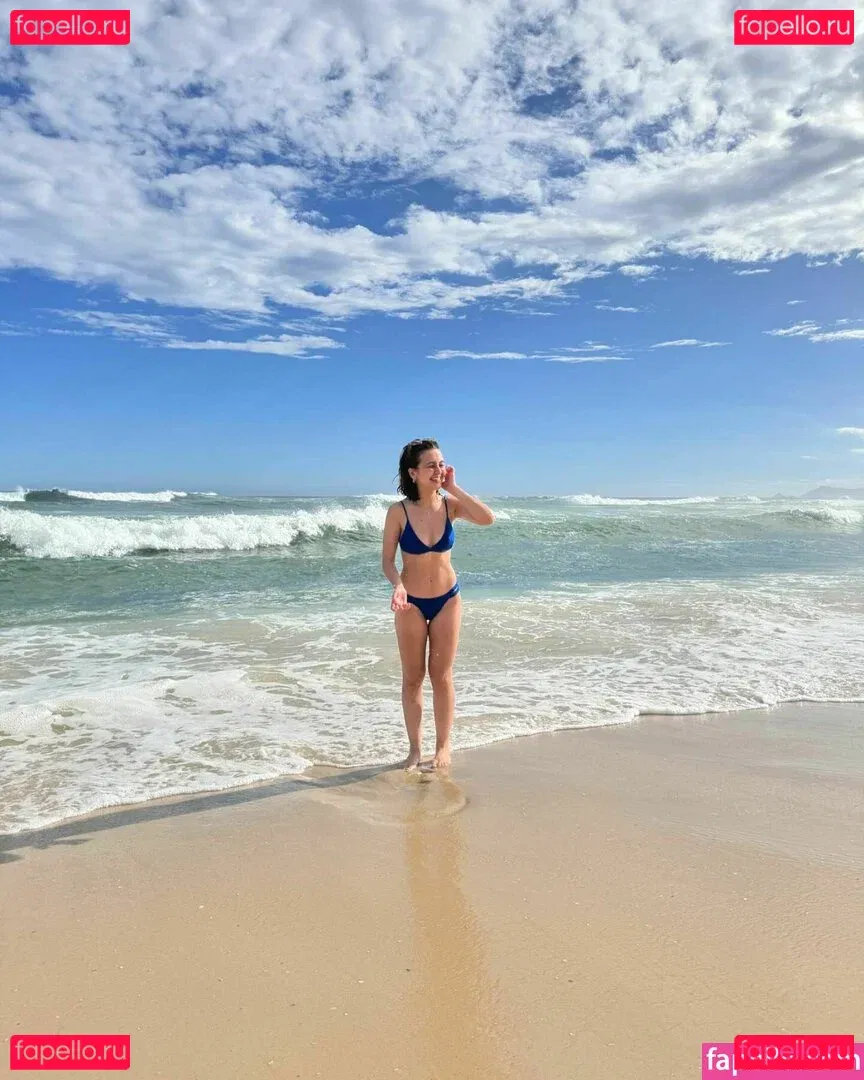 Klara Castanho Onlyfans Photo Gallery 