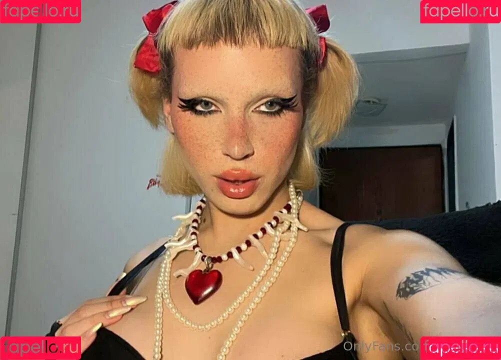 nikkita.ts Onlyfans Photo Gallery 