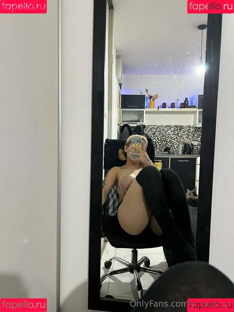 nikkita.ts Onlyfans Photo Gallery 