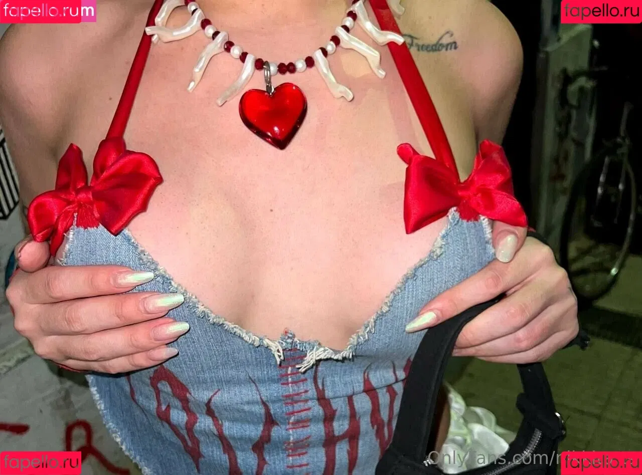 nikkita.ts Onlyfans Photo Gallery 