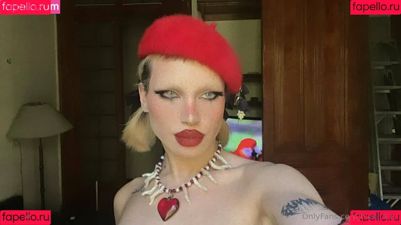 nikkita.ts Onlyfans Photo Gallery 
