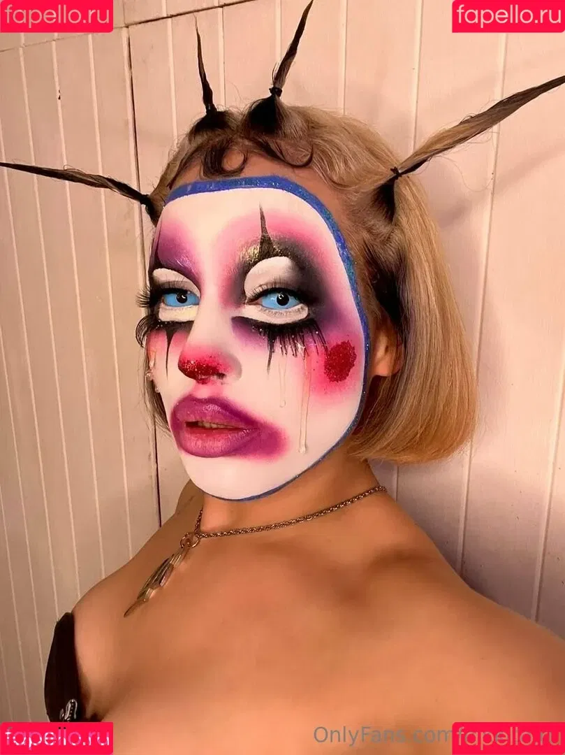 nikkita.ts Onlyfans Photo Gallery 