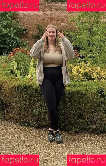 Ellie Onlyfans Photo Gallery 