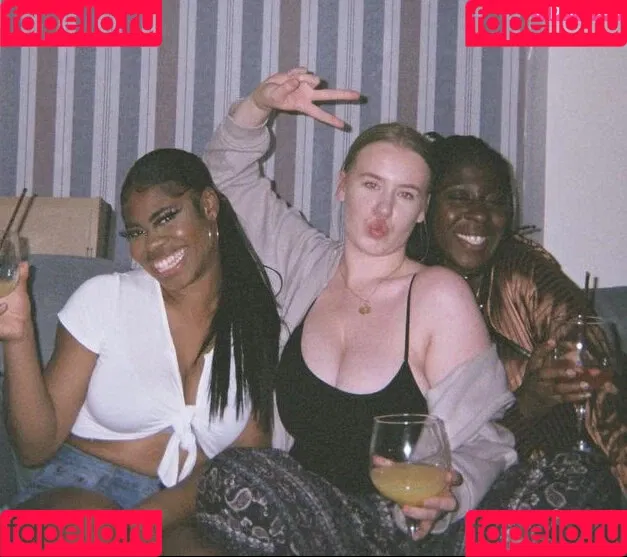 Ellie Onlyfans Photo Gallery 