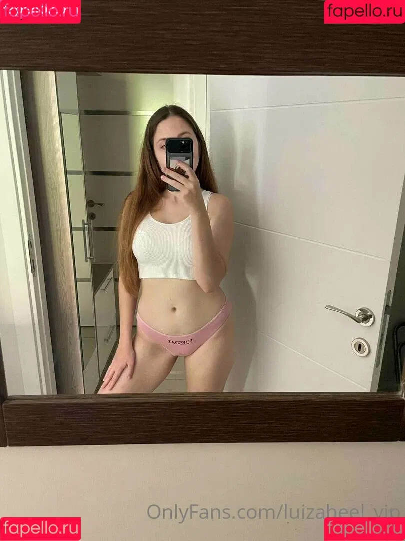 leeloo_lee Onlyfans Photo Gallery 