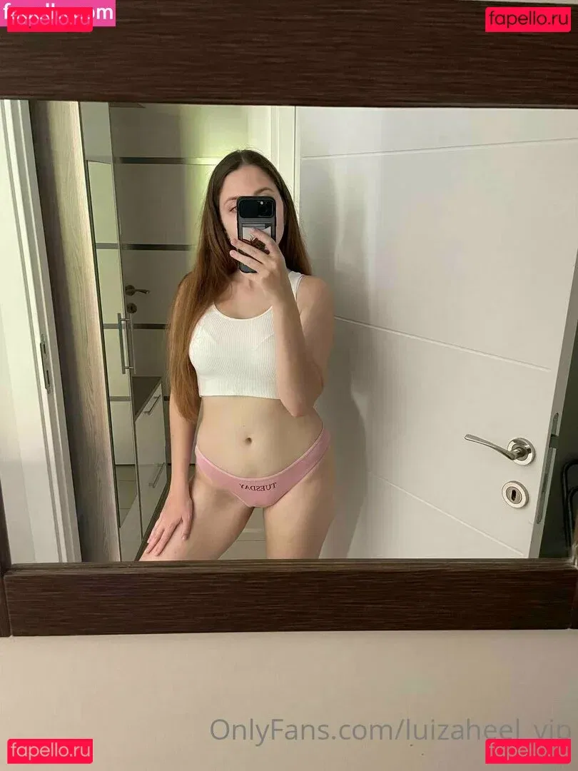 leeloo_lee Onlyfans Photo Gallery 