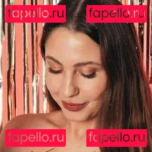 leeloo_lee Onlyfans Photo Gallery 