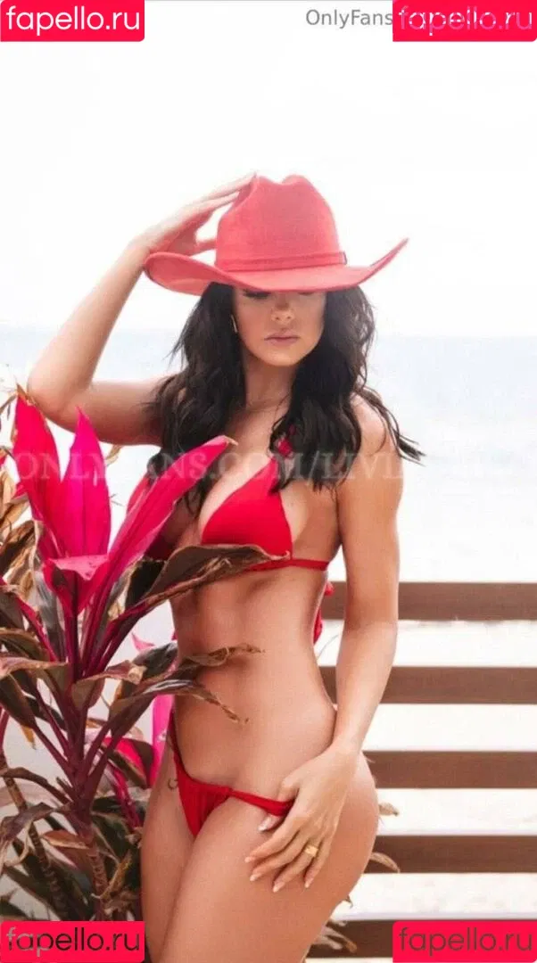 Livia Brito Onlyfans Photo Gallery 