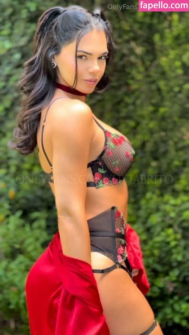 Livia Brito Onlyfans Photo Gallery 