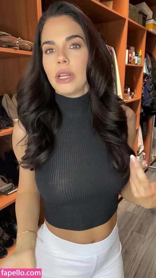 Livia Brito Onlyfans Photo Gallery 