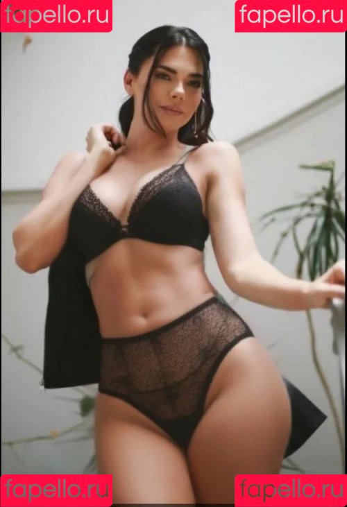 Livia Brito Onlyfans Photo Gallery 