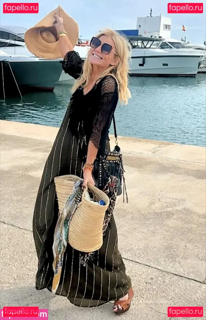 Michelle Collins Onlyfans Photo Gallery 