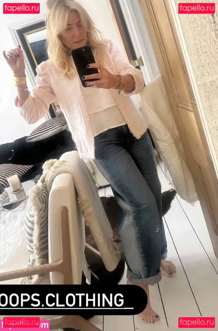 Michelle Collins Onlyfans Photo Gallery 