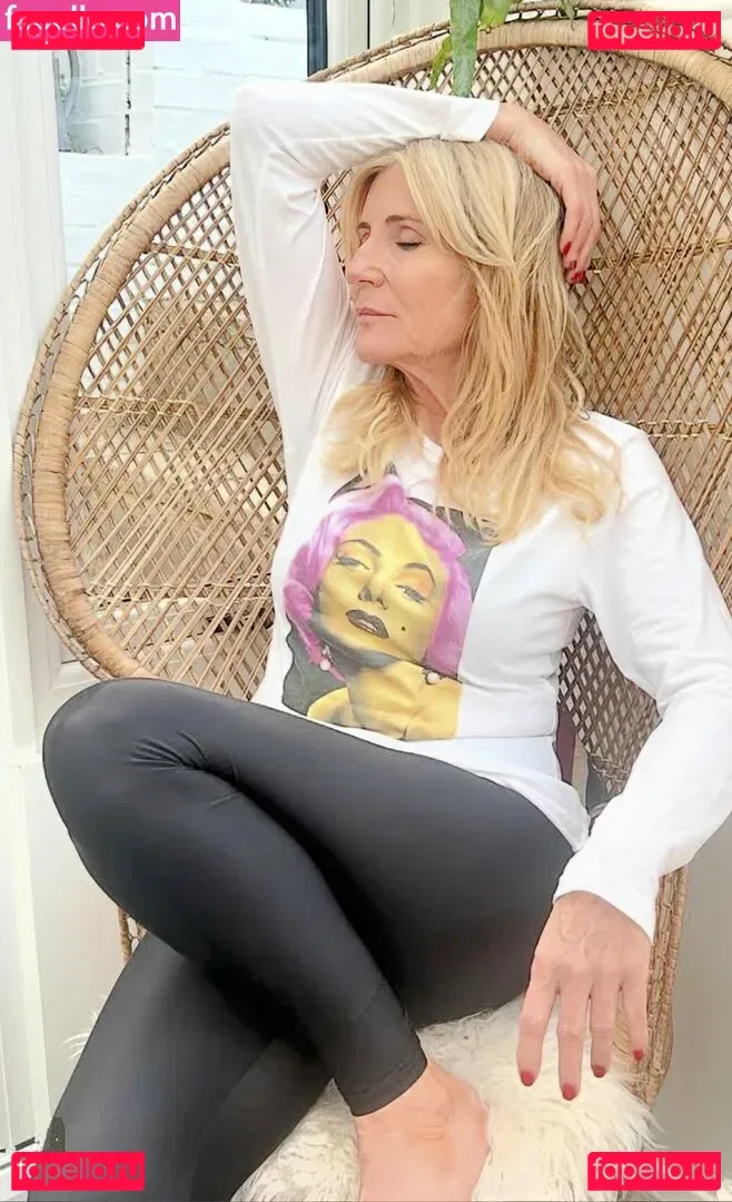 Michelle Collins Onlyfans Photo Gallery 