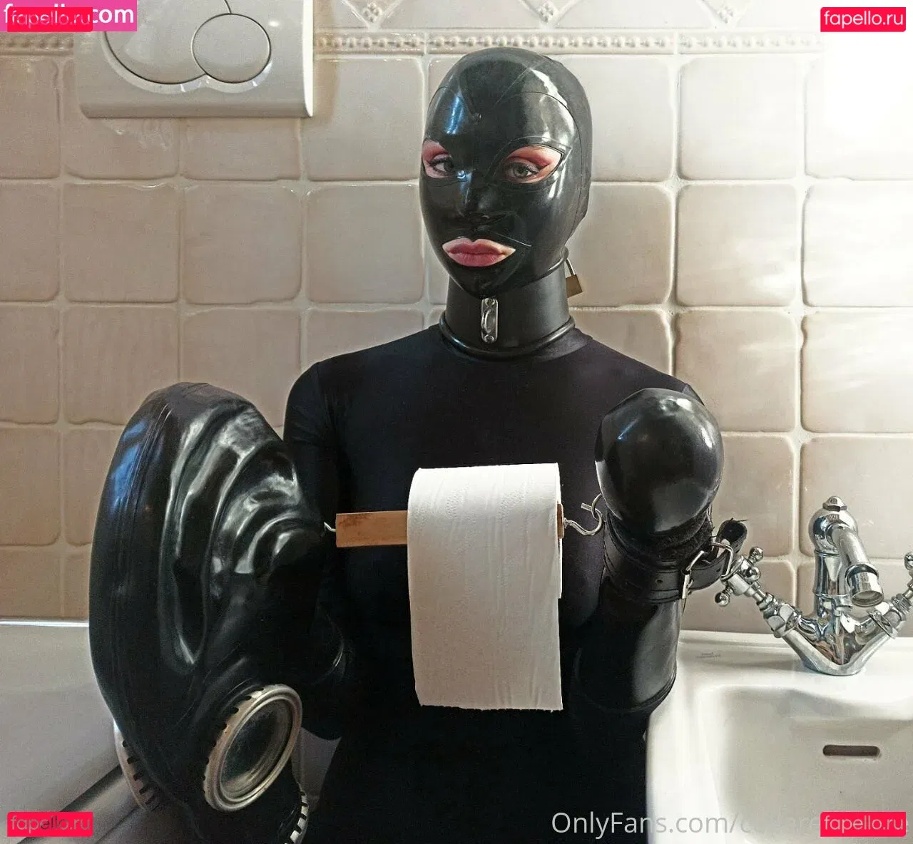 collaredfeline Onlyfans Photo Gallery 