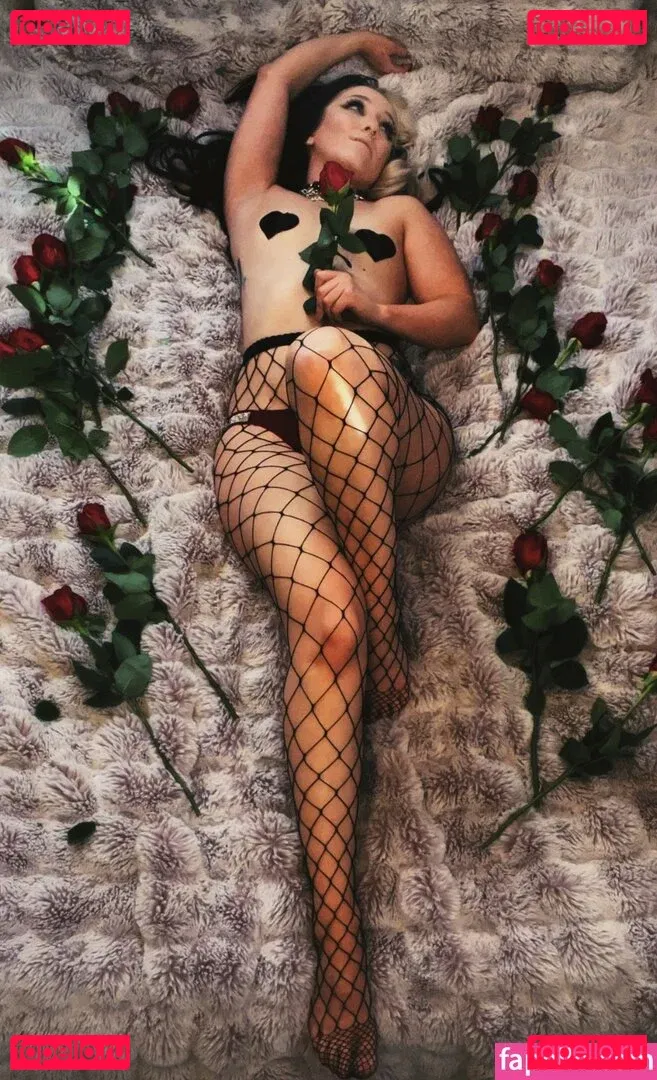 Kylie Onlyfans Photo Gallery 