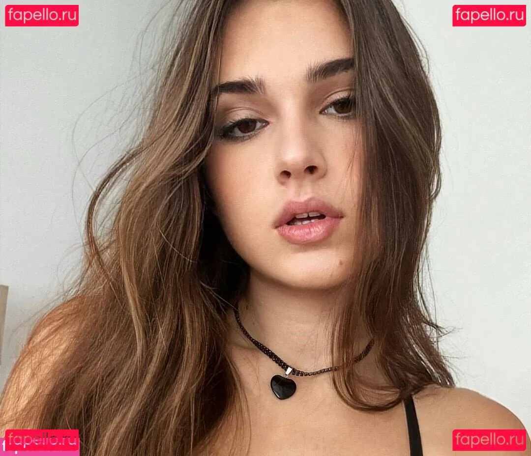 imyannli Onlyfans Photo Gallery 