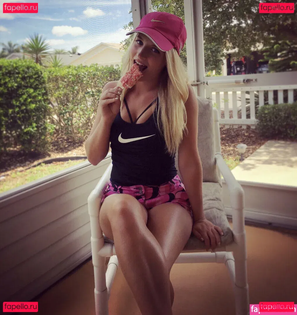 Nicole Gerome Onlyfans Photo Gallery 