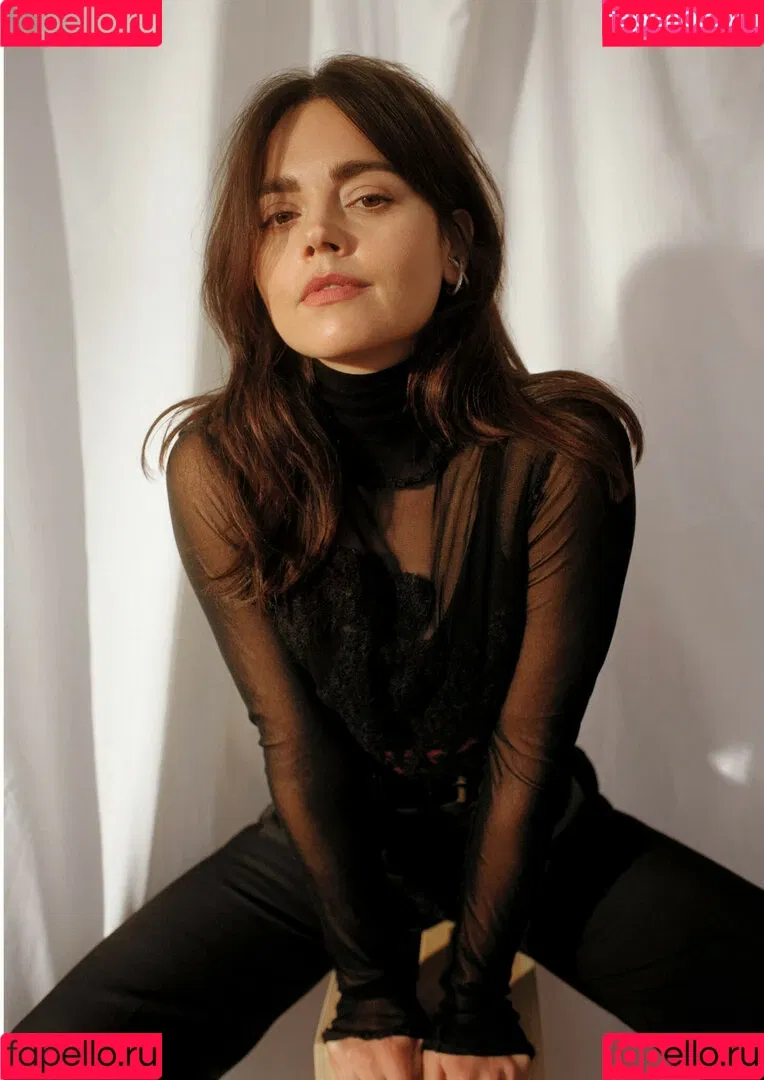 Jenna Coleman Onlyfans Photo Gallery 