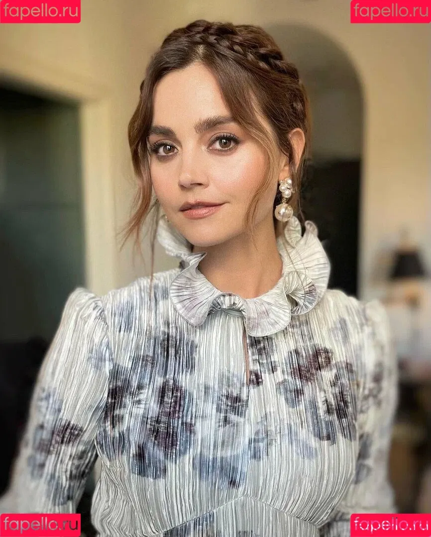 Jenna Coleman Onlyfans Photo Gallery 