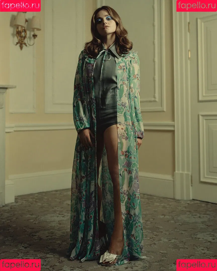 Jenna Coleman Onlyfans Photo Gallery 