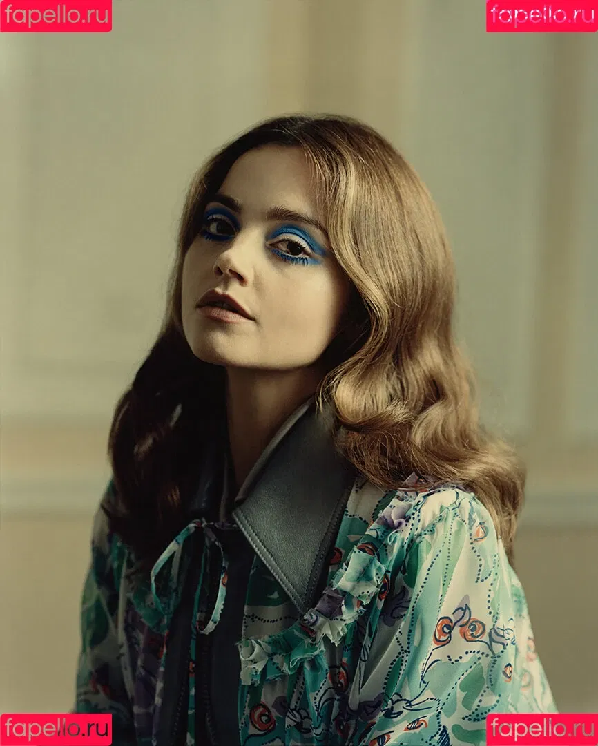 Jenna Coleman Onlyfans Photo Gallery 