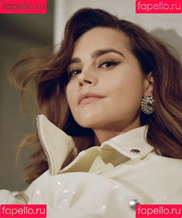 Jenna Coleman Onlyfans Photo Gallery 