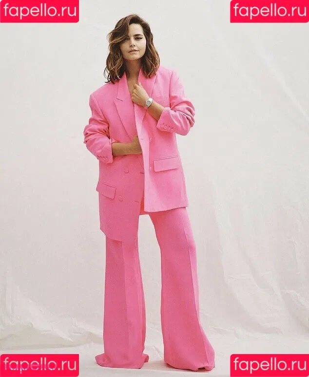 Jenna Coleman Onlyfans Photo Gallery 