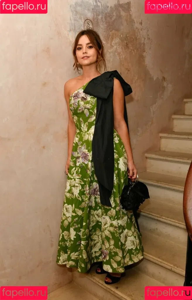 Jenna Coleman Onlyfans Photo Gallery 