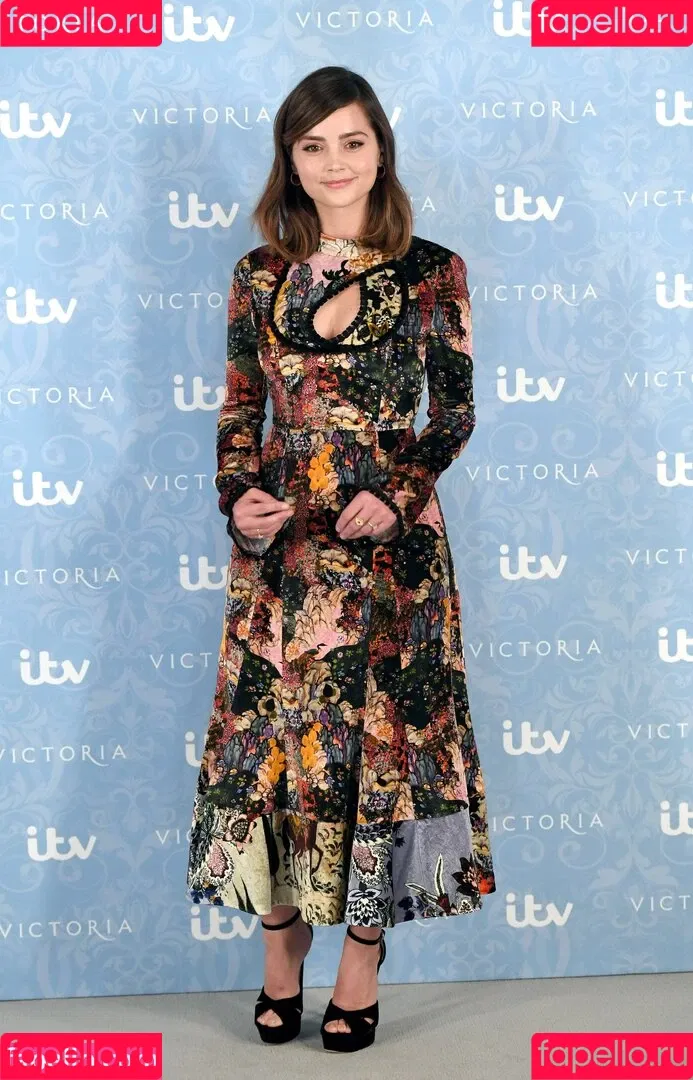 Jenna Coleman Onlyfans Photo Gallery 