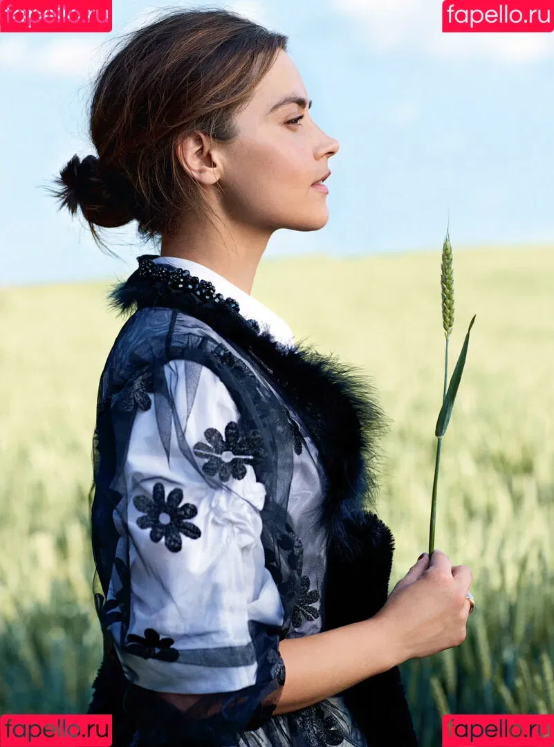 Jenna Coleman Onlyfans Photo Gallery 