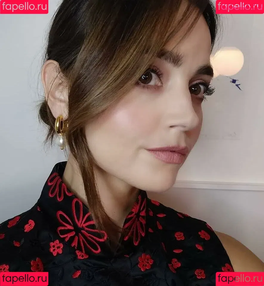 Jenna Coleman Onlyfans Photo Gallery 