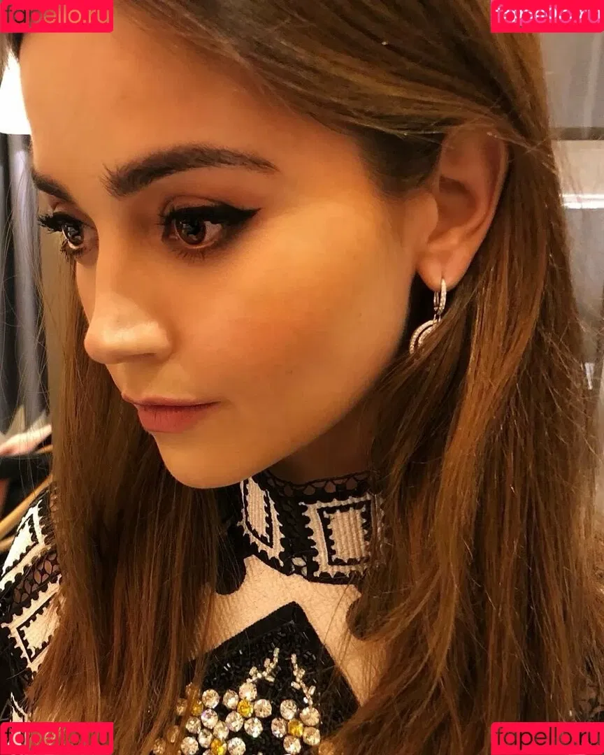 Jenna Coleman Onlyfans Photo Gallery 