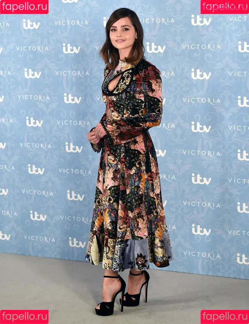 Jenna Coleman Onlyfans Photo Gallery 