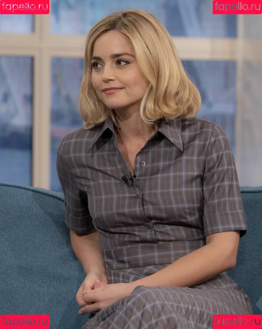 Jenna Coleman Onlyfans Photo Gallery 