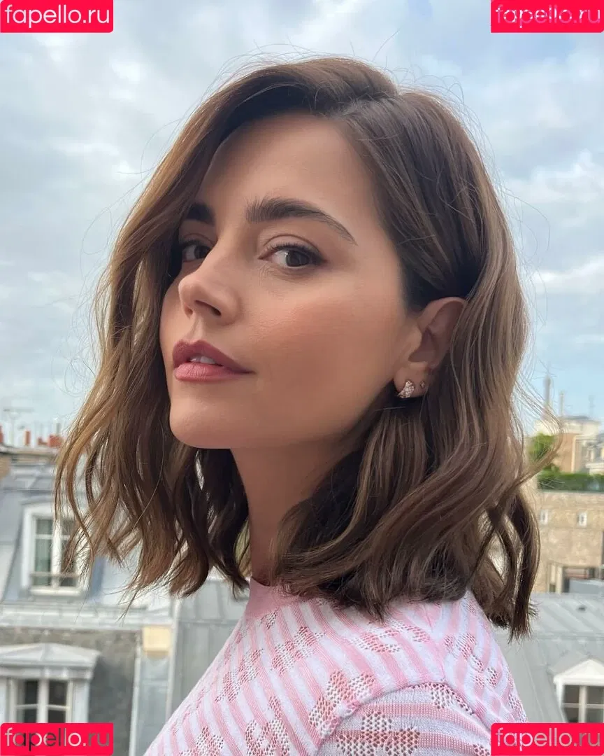 Jenna Coleman Onlyfans Photo Gallery 