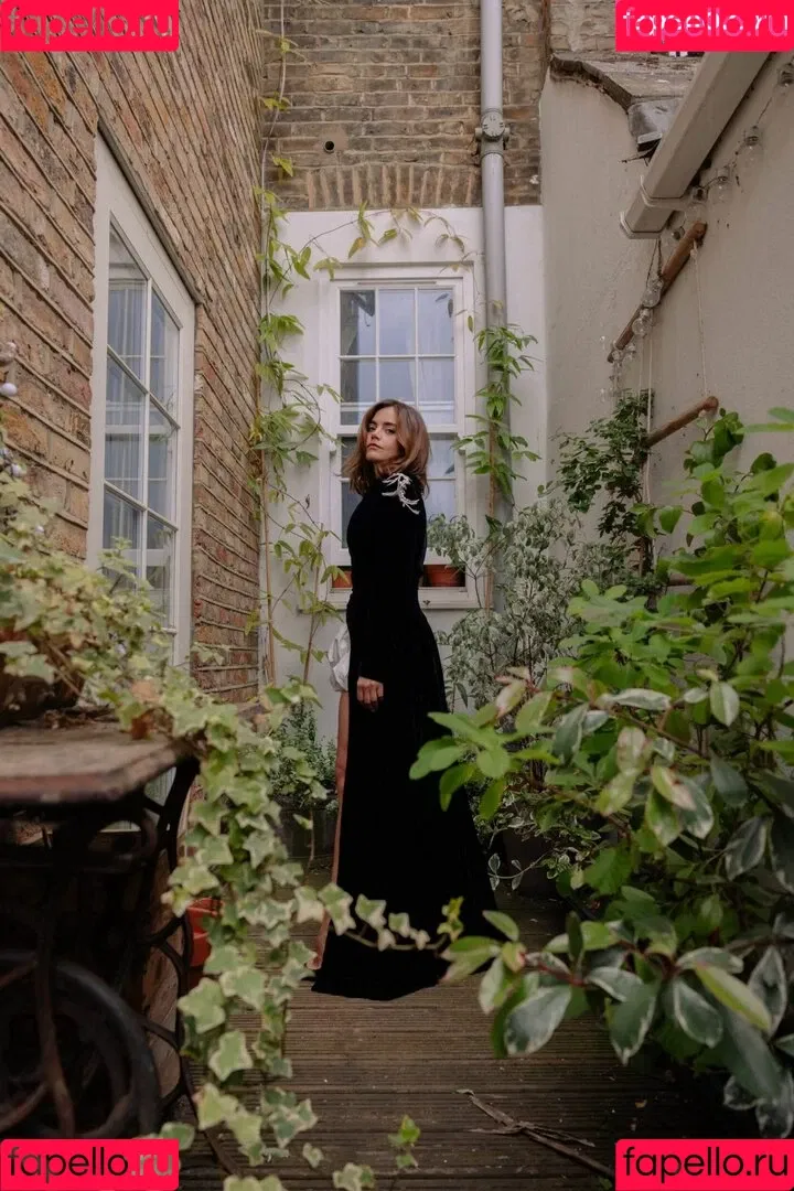 Jenna Coleman Onlyfans Photo Gallery 