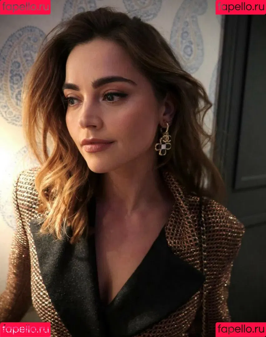 Jenna Coleman Onlyfans Photo Gallery 