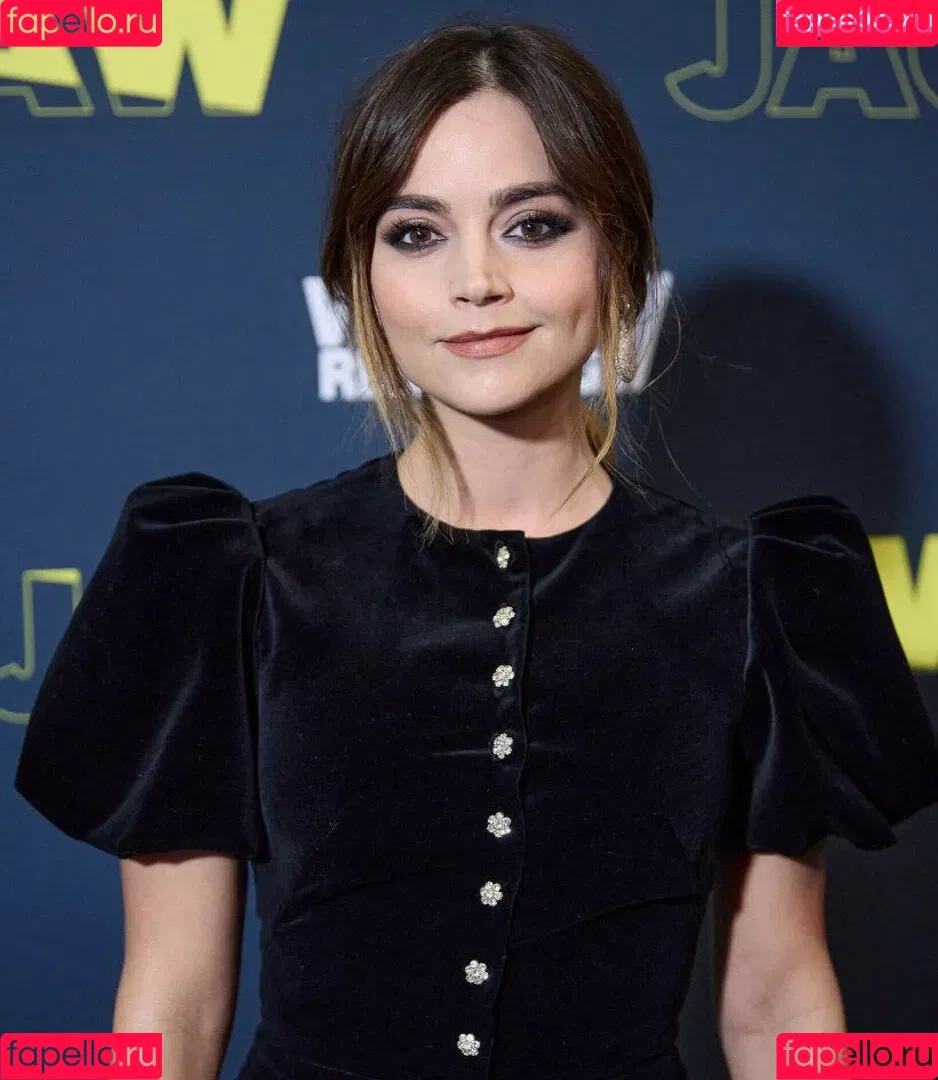 Jenna Coleman Onlyfans Photo Gallery 