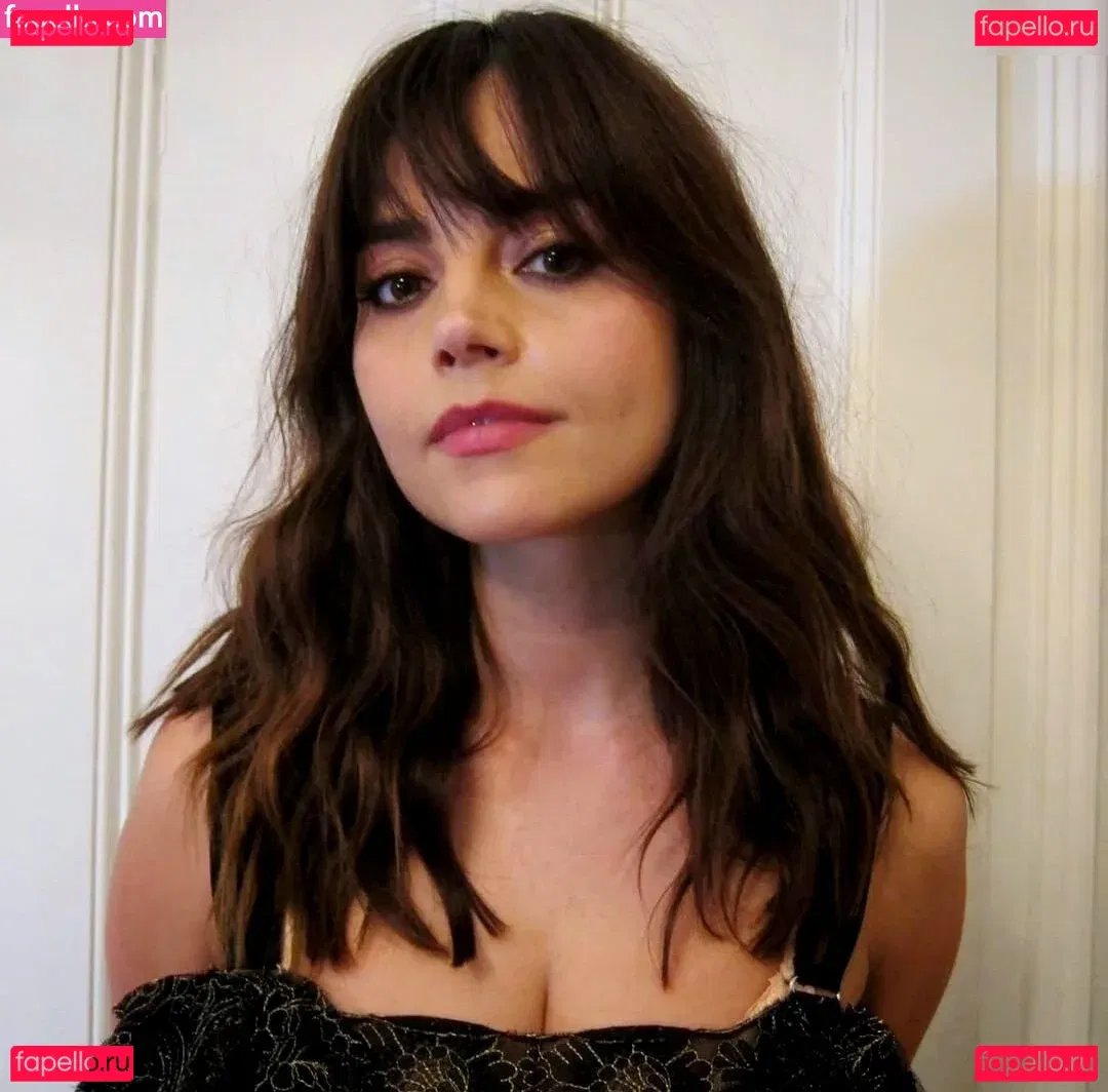 Jenna Coleman Onlyfans Photo Gallery 