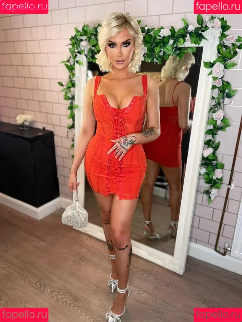 Nikita Reign Onlyfans Photo Gallery 