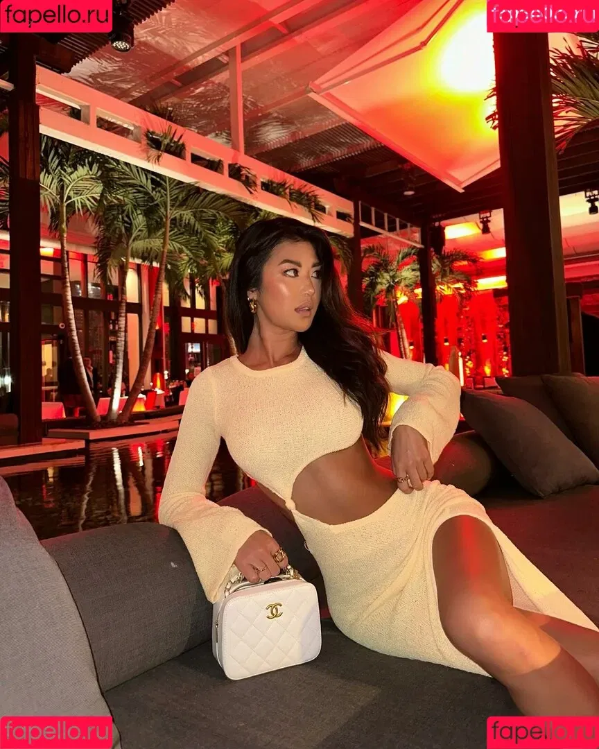 Jenn Lee Onlyfans Photo Gallery 