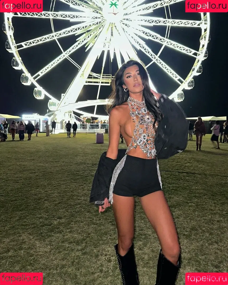Jenn Lee Onlyfans Photo Gallery 