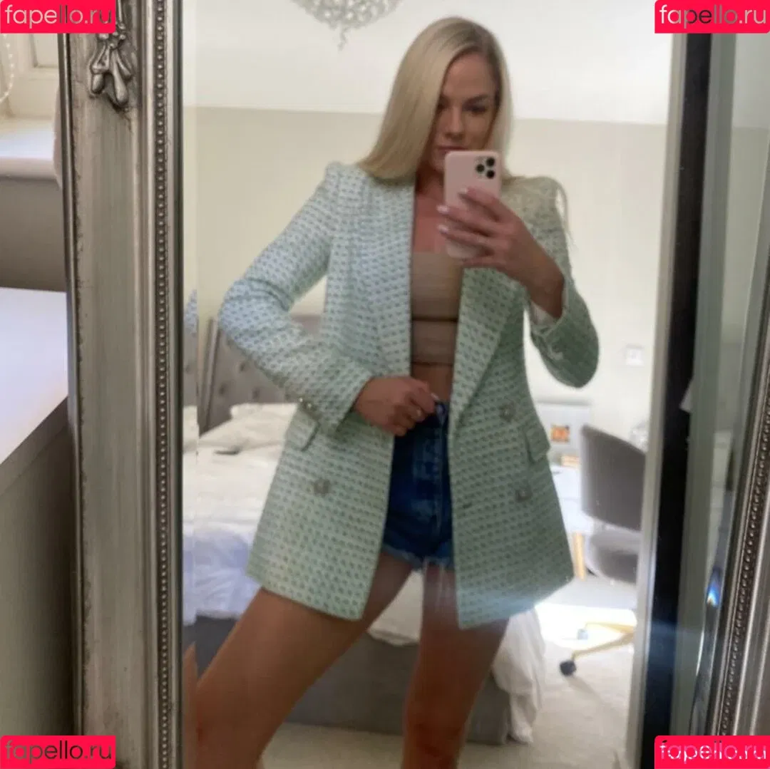 Tereza Tomasova Onlyfans Photo Gallery 